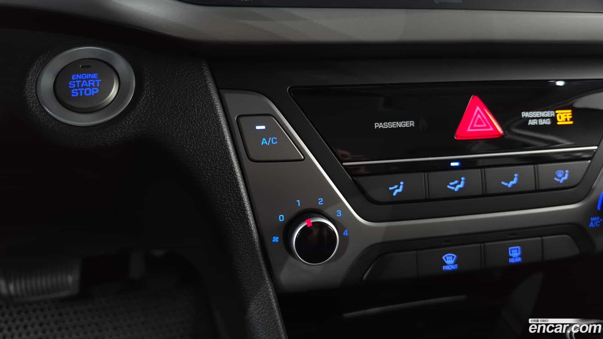 AVANTE Hyundai 2017.7-OPTION-042