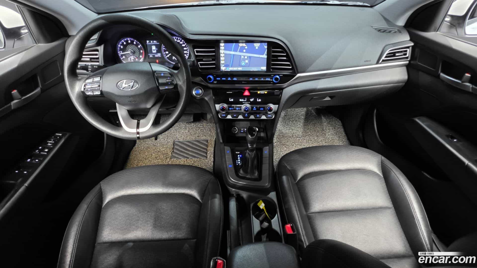 AVANTE Hyundai 2018.9-INNER-007