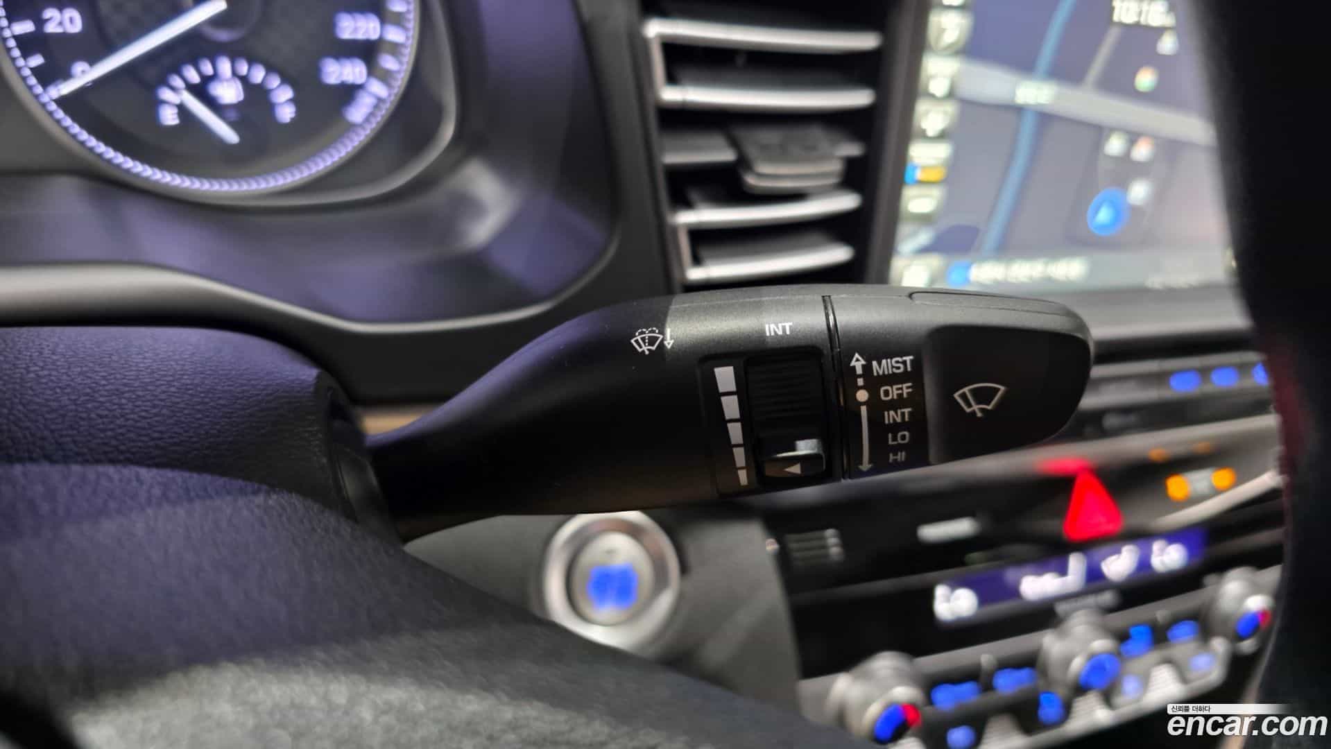 AVANTE Hyundai 2018.9-OPTION-046