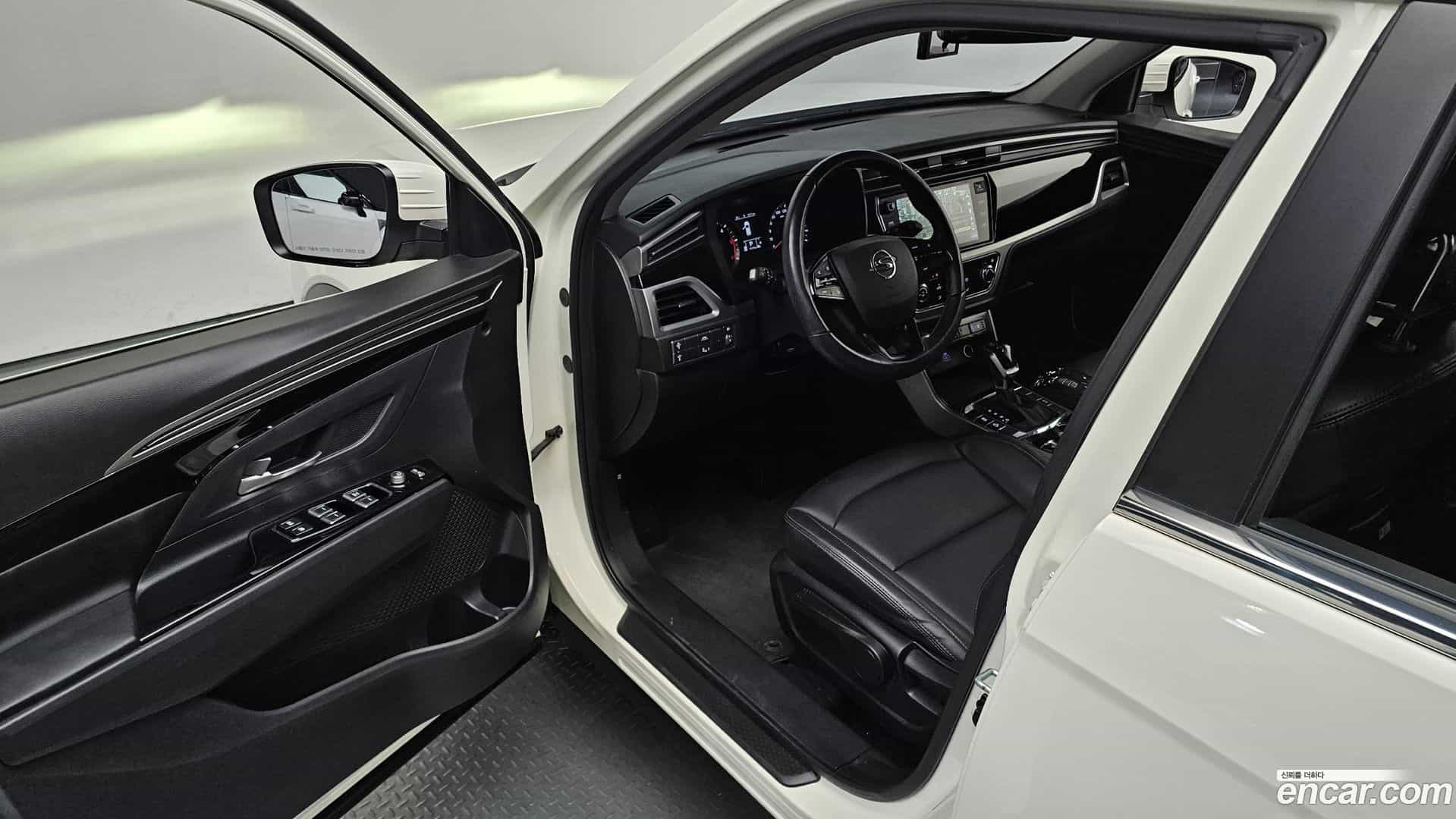 KORANDO KG Mobility 2019.9-INNER-010