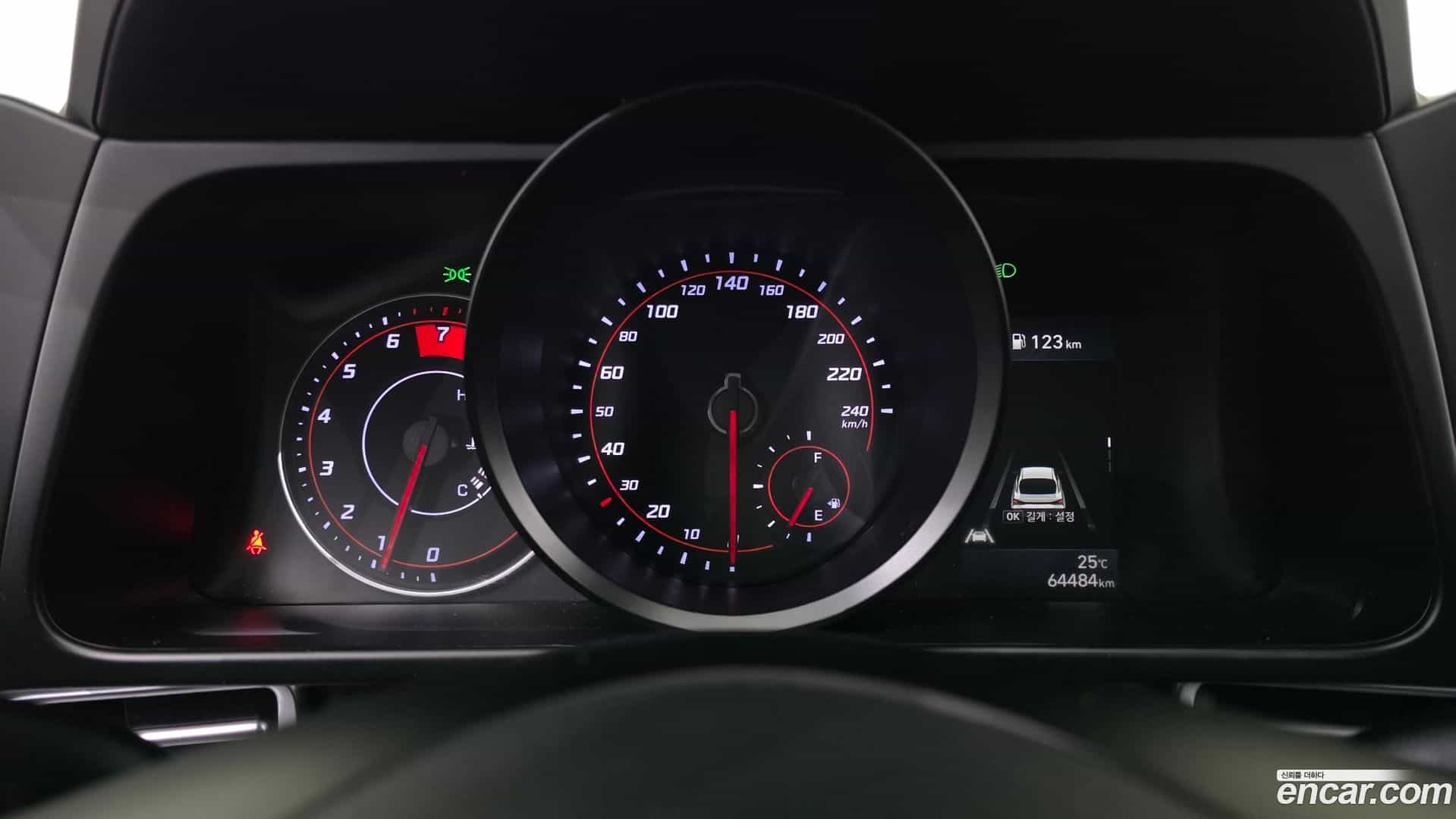 AVANTE Hyundai 2021.5-INNER-008