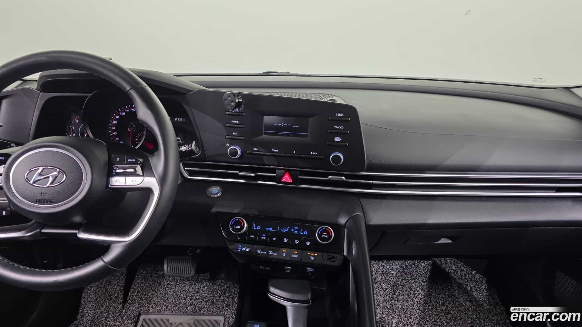 AVANTE Hyundai 2021.5-OPTION-018