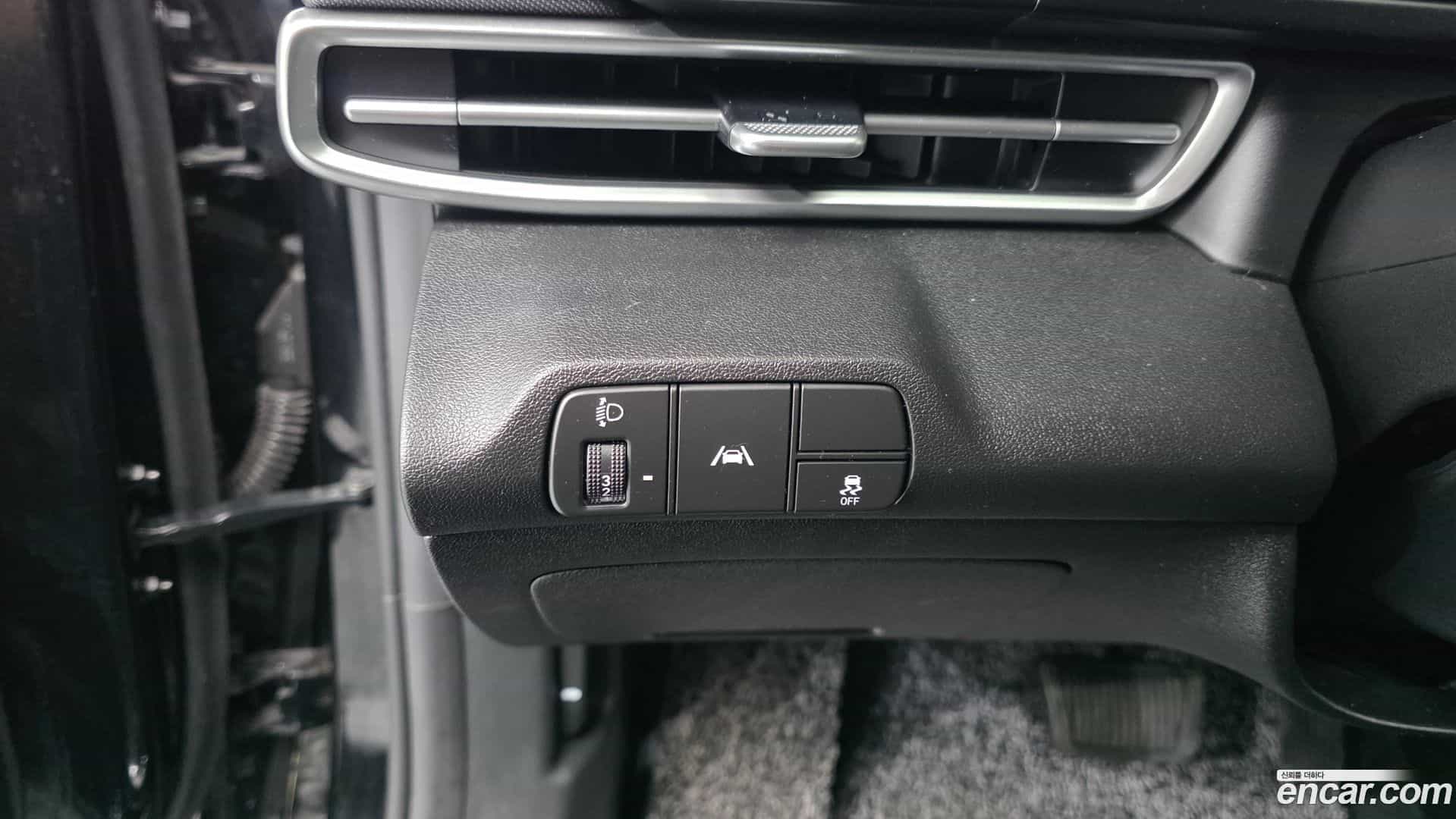 AVANTE Hyundai 2021.5-OPTION-023