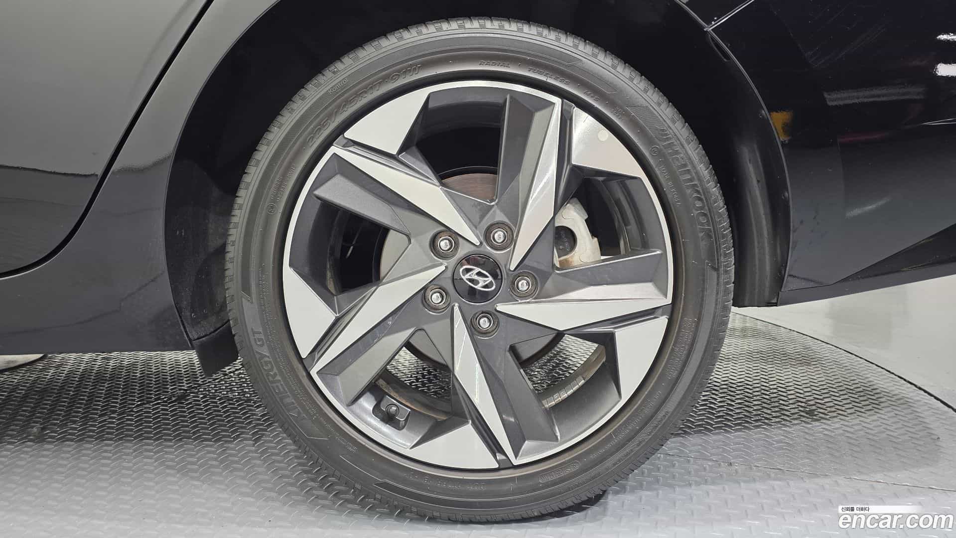 AVANTE Hyundai 2021.5-OUTER-031