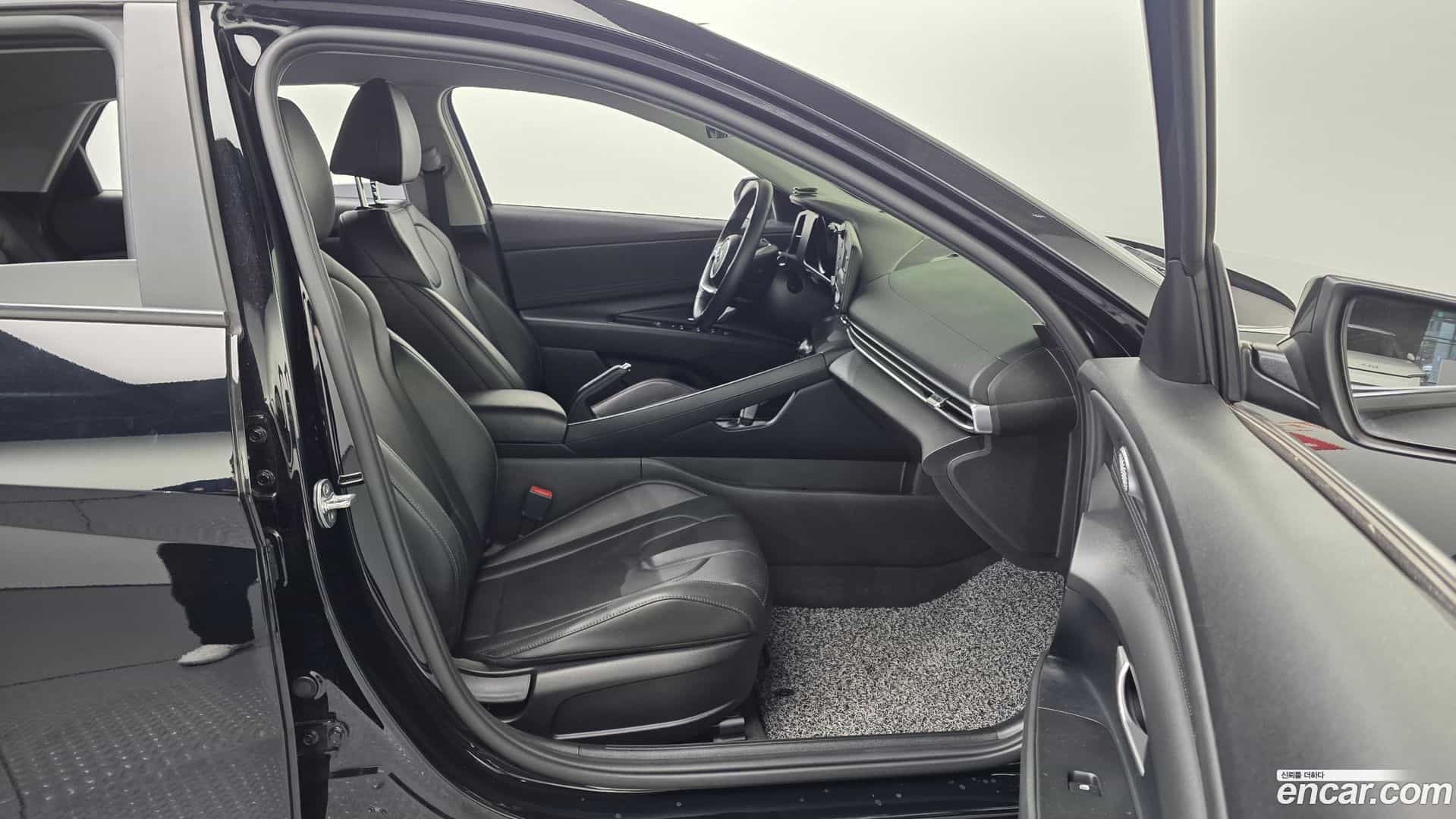 AVANTE Hyundai 2021.5-INNER-036