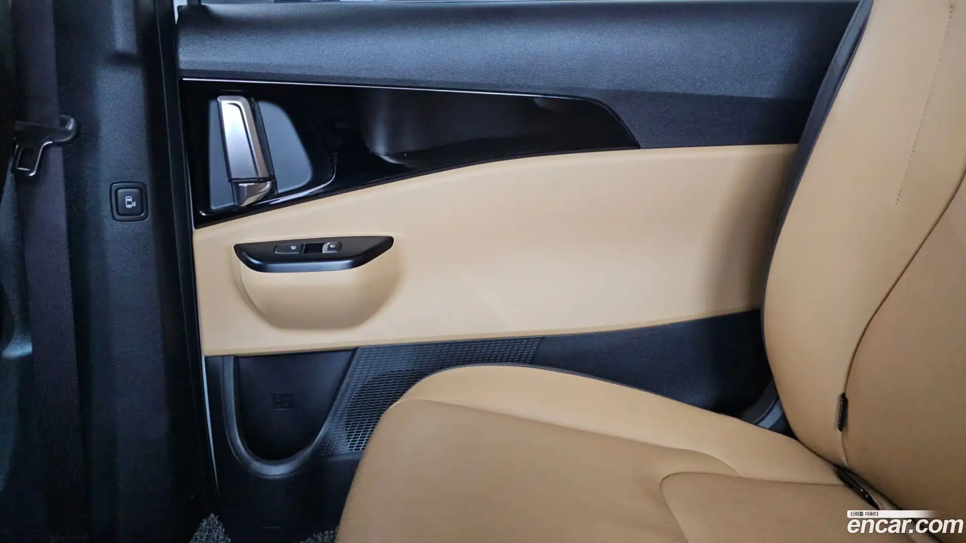Canival Kia 2021.2-INNER-035