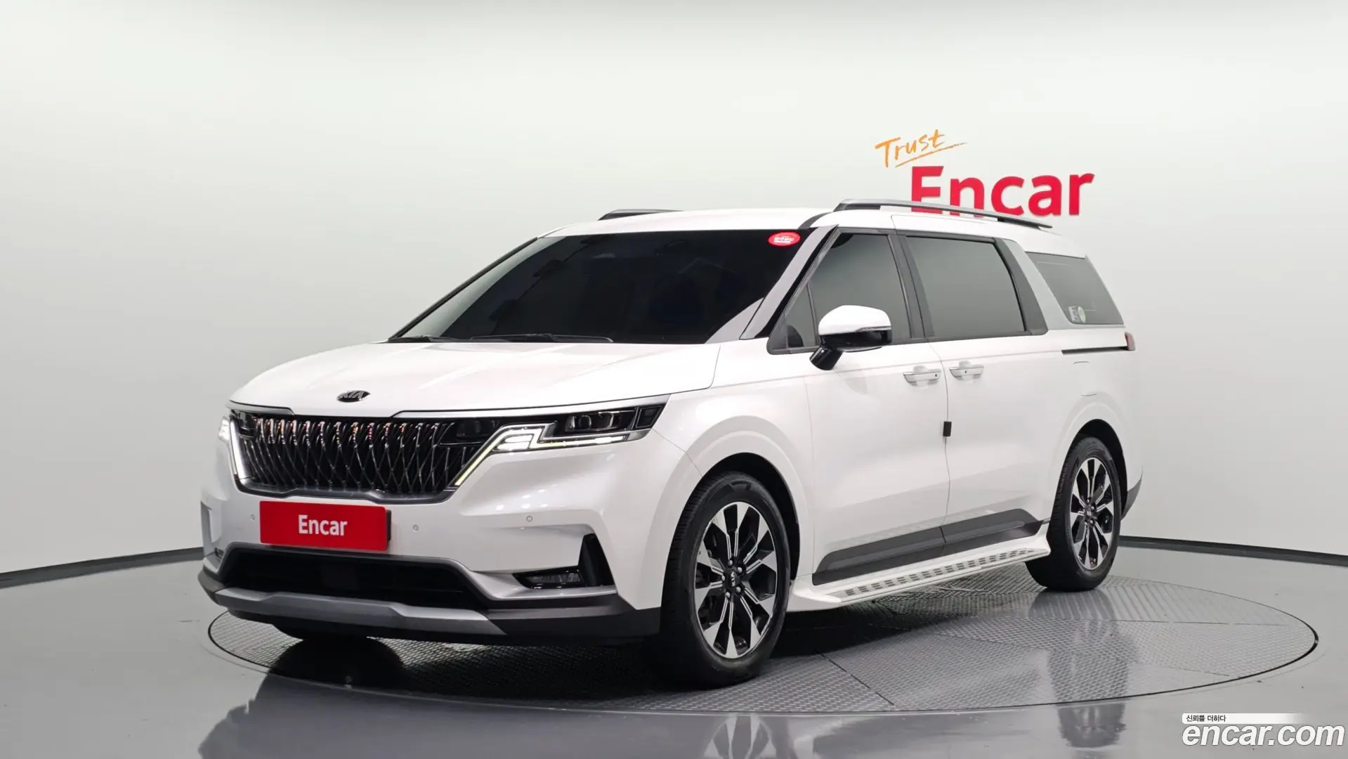 Main__Slider__Photo:Canival Kia 2021.3-0
