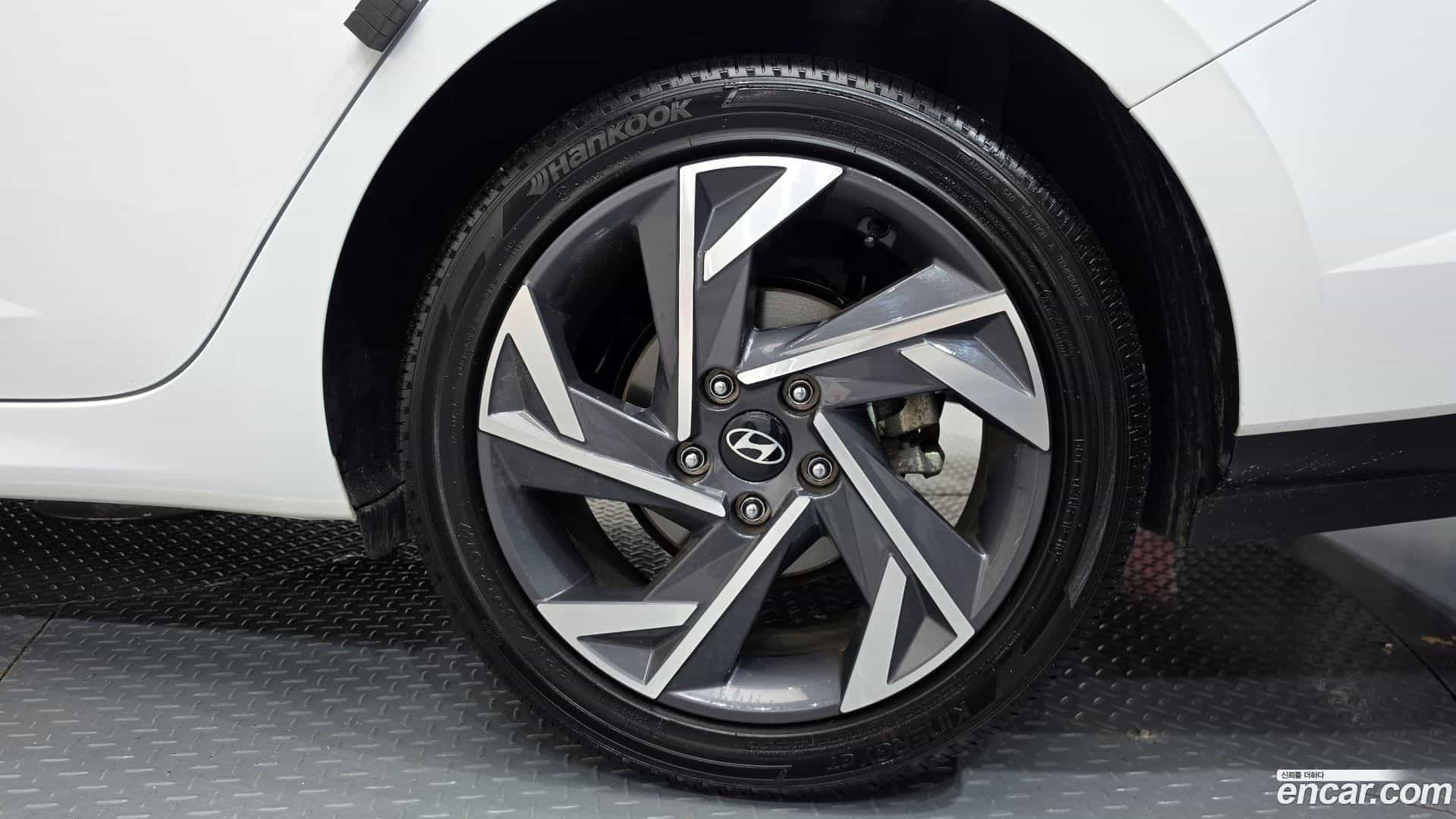 AVANTE Hyundai 2024.10-OUTER-031