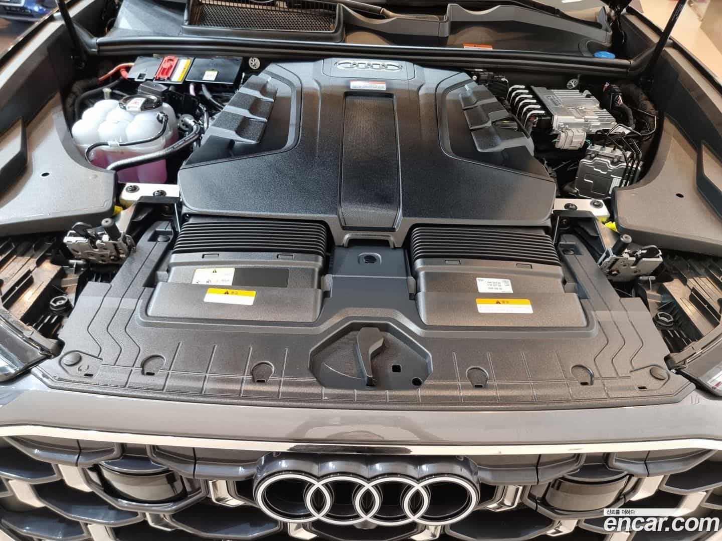 Q8 Audi 2024.11-OUTER-006