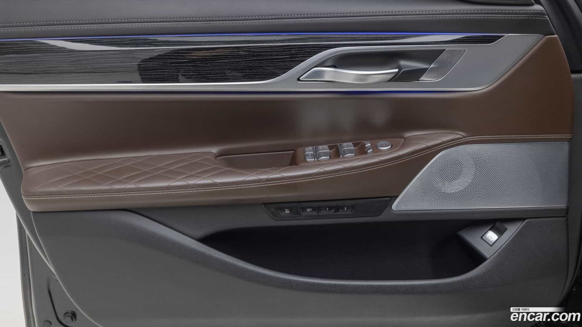 7-Series BMW 2021.9-OPTION-024