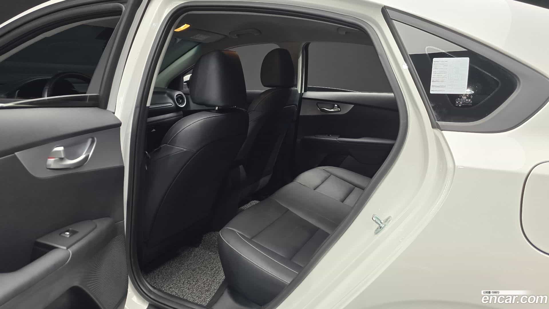 K3 Kia 2022.3-OPTION-015