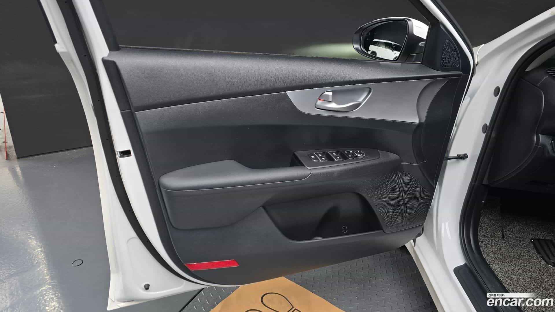 K3 Kia 2022.3-INNER-034