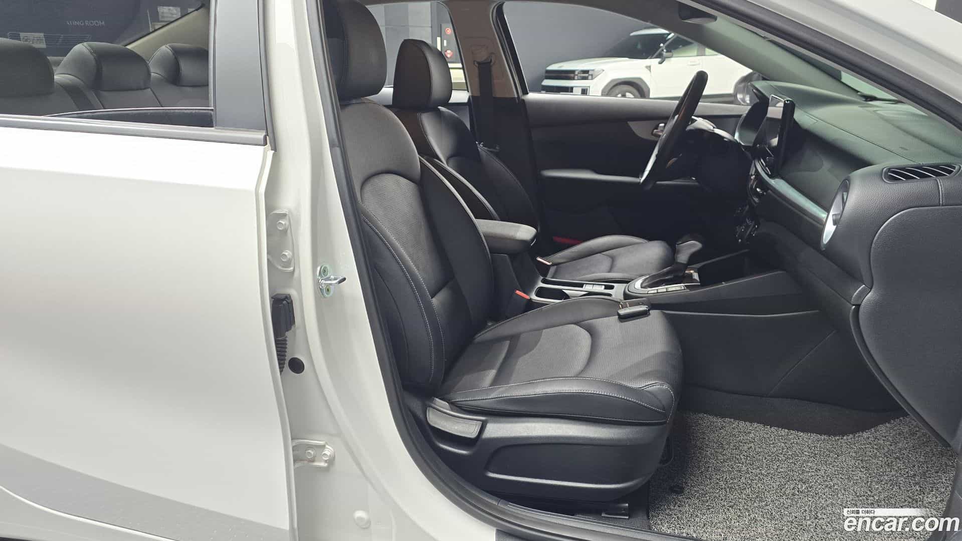K3 Kia 2022.3-INNER-036