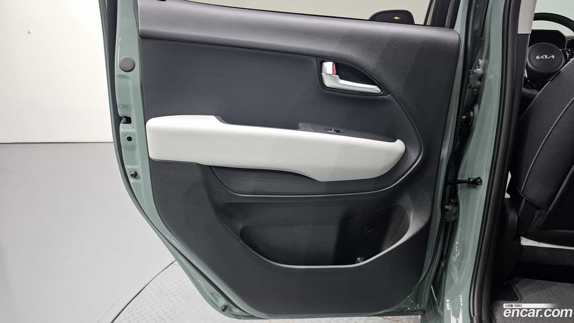 RAY Kia 2025.6-INNER-035