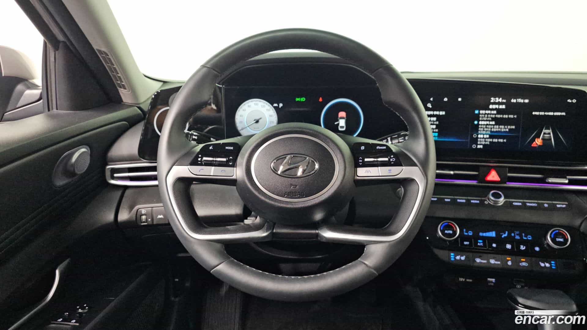 AVANTE Hyundai 2022.8-OPTION-017