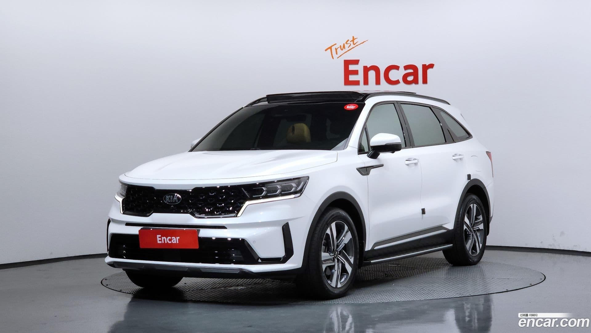 Main__Slider__Photo:Sorento Kia 2020.10-0