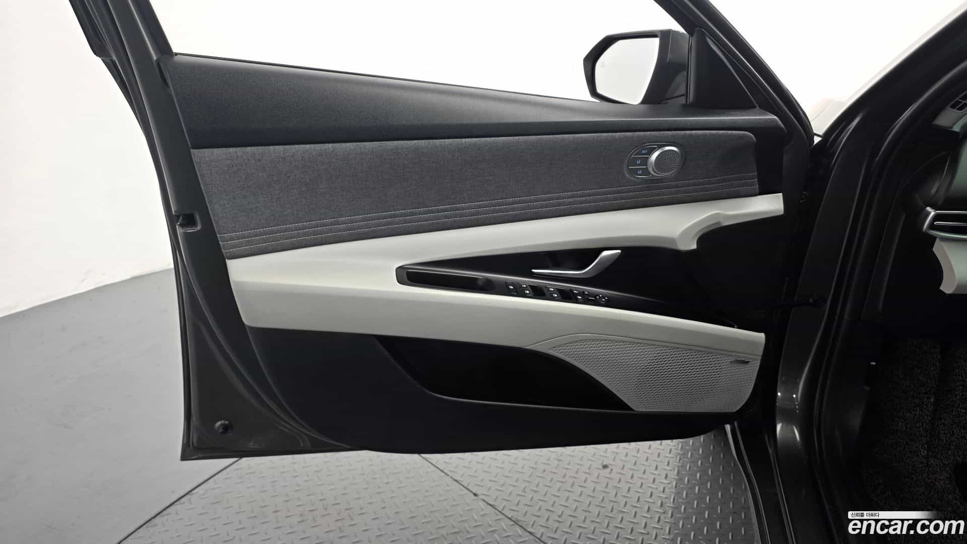 AVANTE Hyundai 2023.2-INNER-034
