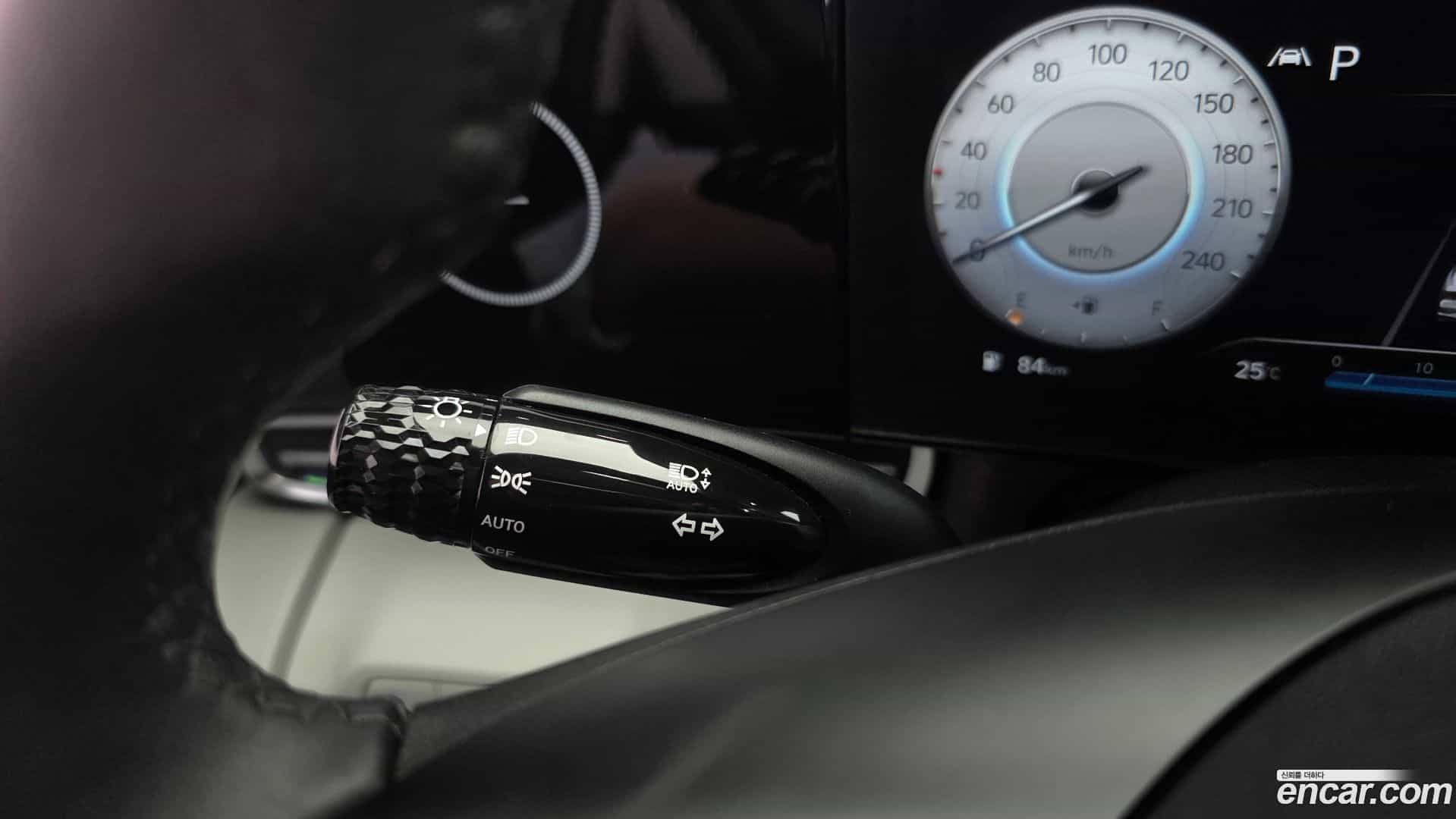AVANTE Hyundai 2023.2-OPTION-043