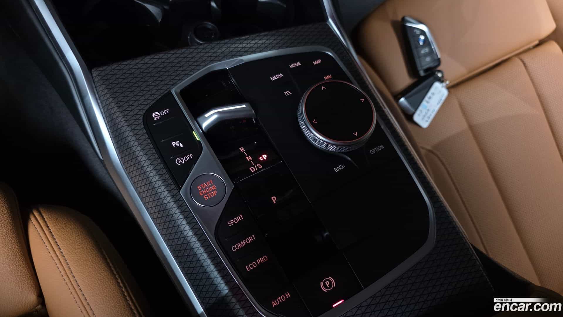 3-Series BMW 2023.9-INNER-009