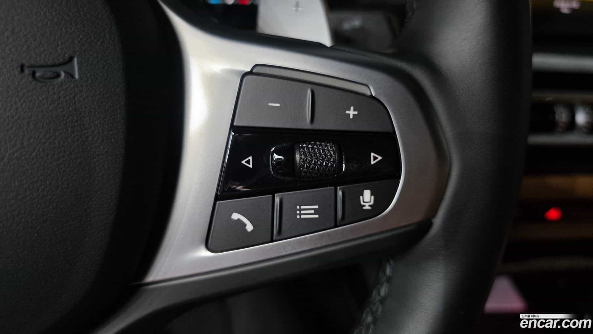 3-Series BMW 2023.9-OPTION-047
