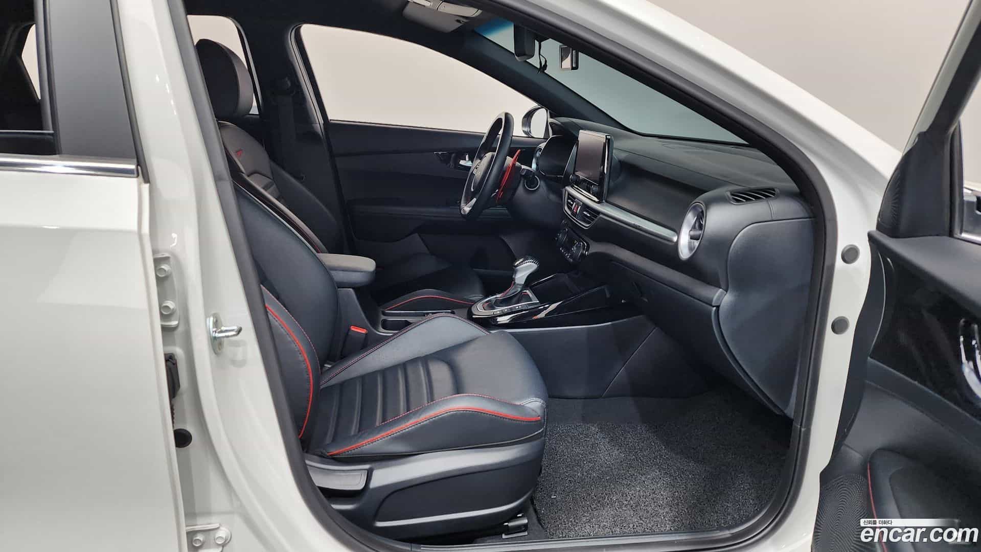 K3 Kia 2024.0-INNER-036