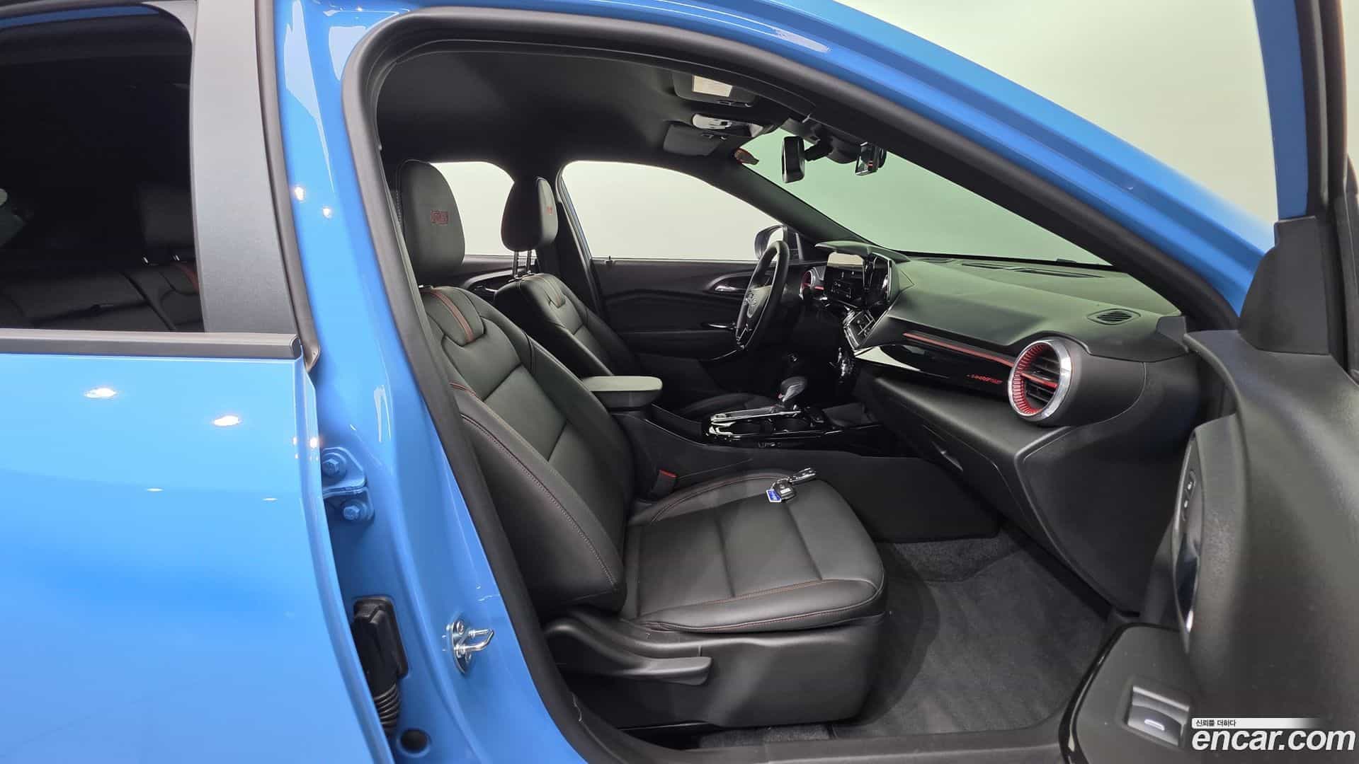 Trax Chevrolet 2023.4-INNER-010
