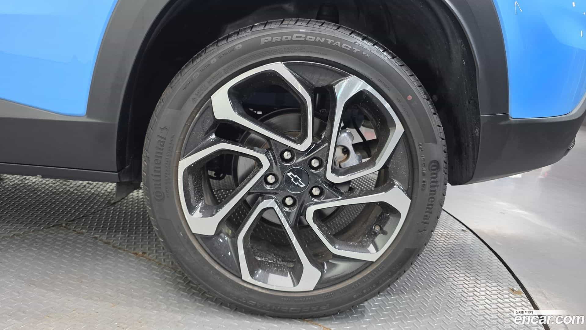 Trax Chevrolet 2023.4-OUTER-031