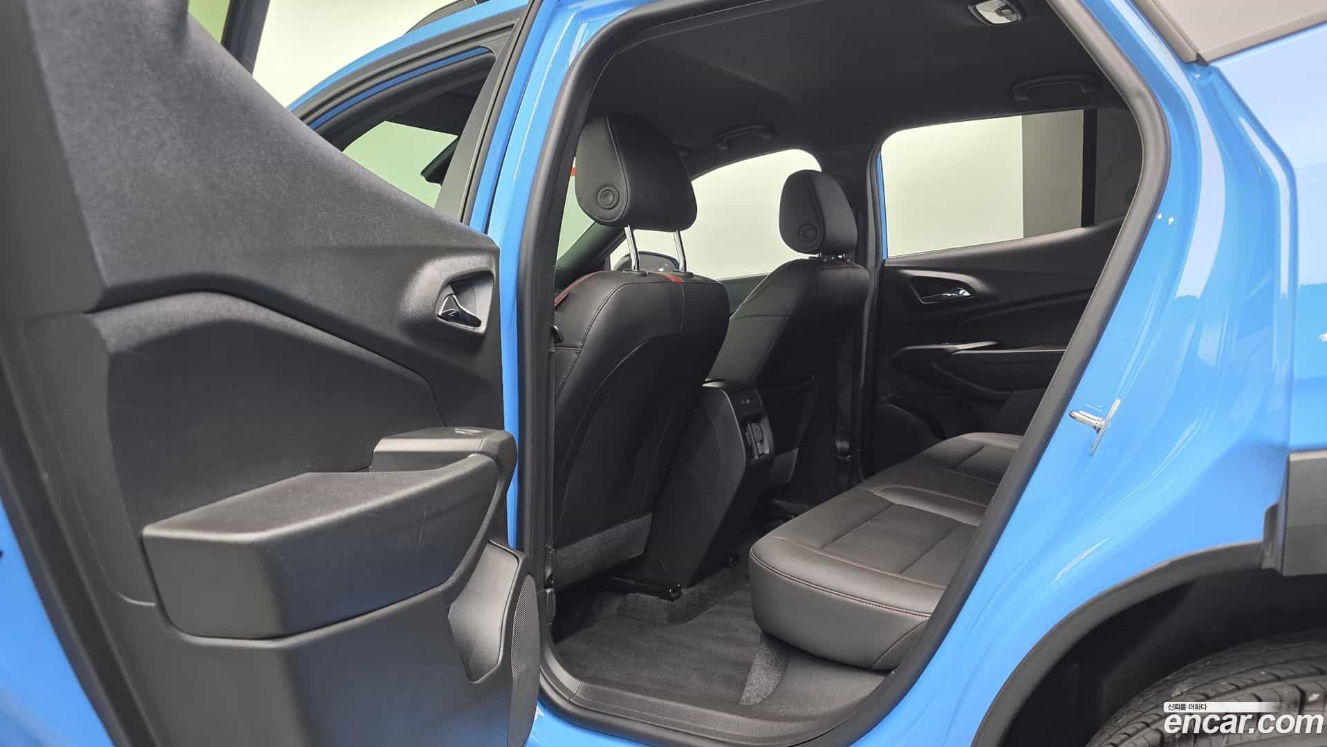 Trax Chevrolet 2023.4-OPTION-042