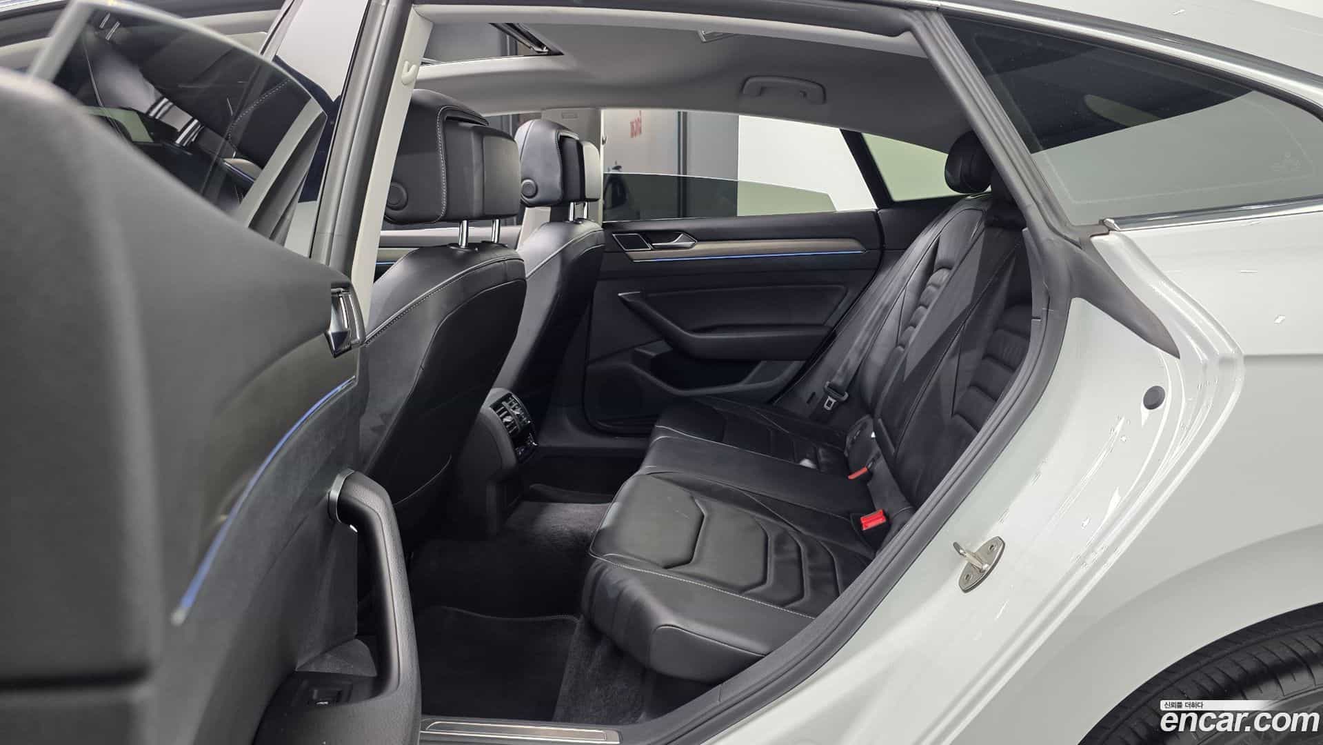 Arteon Volkswagen 2019.4-OPTION-015