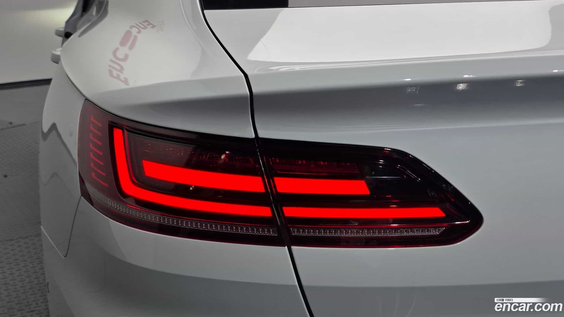 Arteon Volkswagen 2019.4-OUTER-033