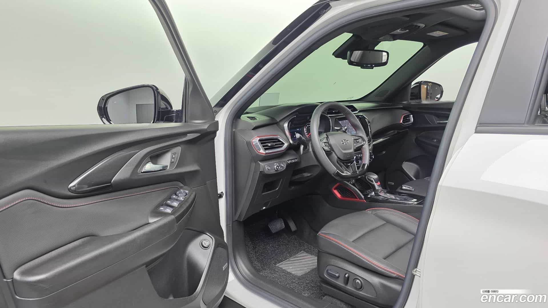 Trailblazer Chevrolet 2022.6-OPTION-017