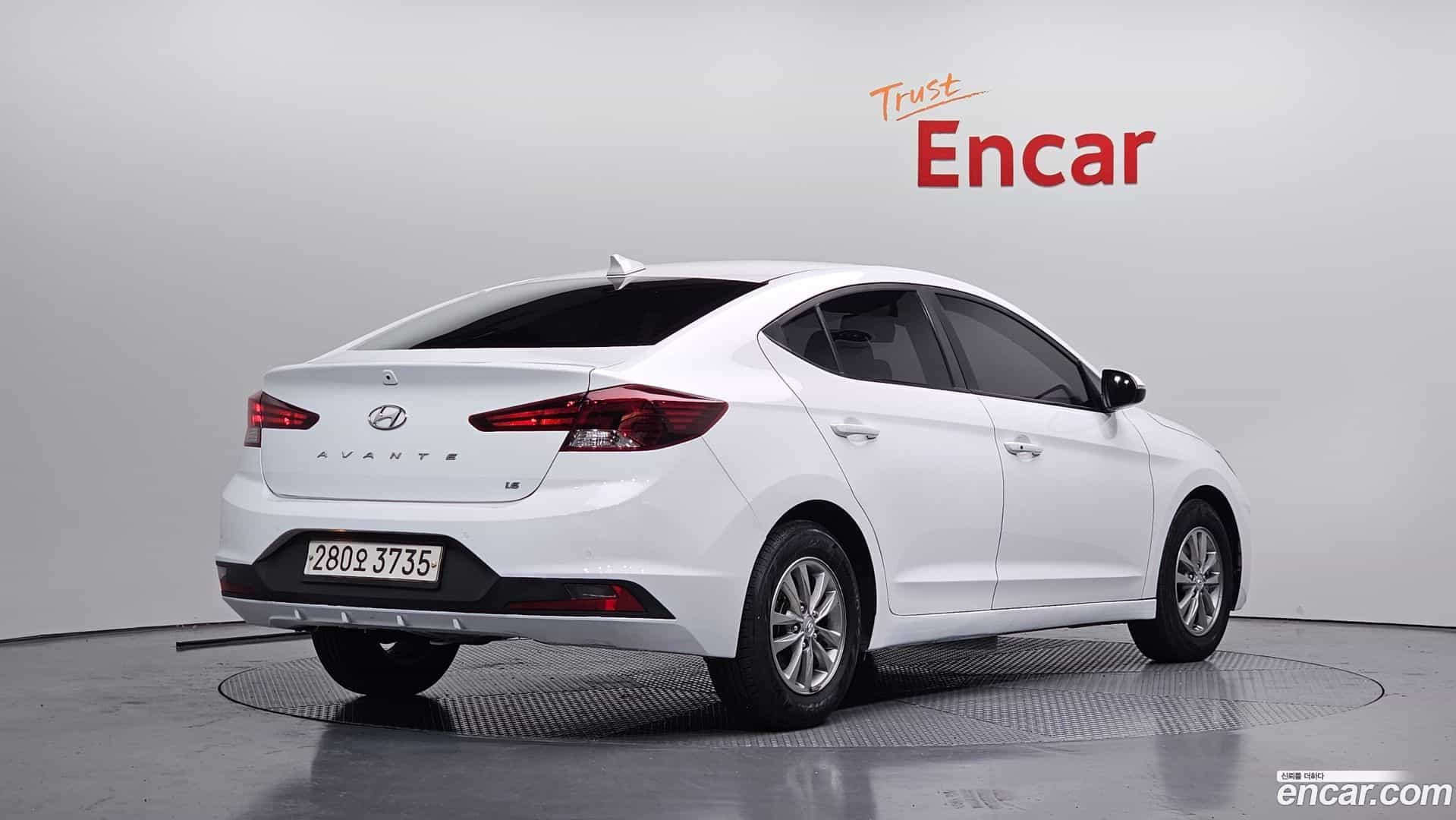 AVANTE Hyundai 2019.10-OUTER-002