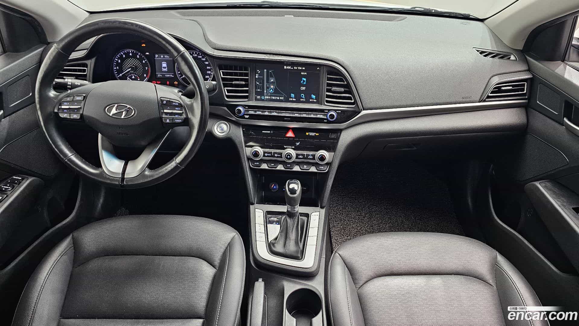 AVANTE Hyundai 2019.10-INNER-007