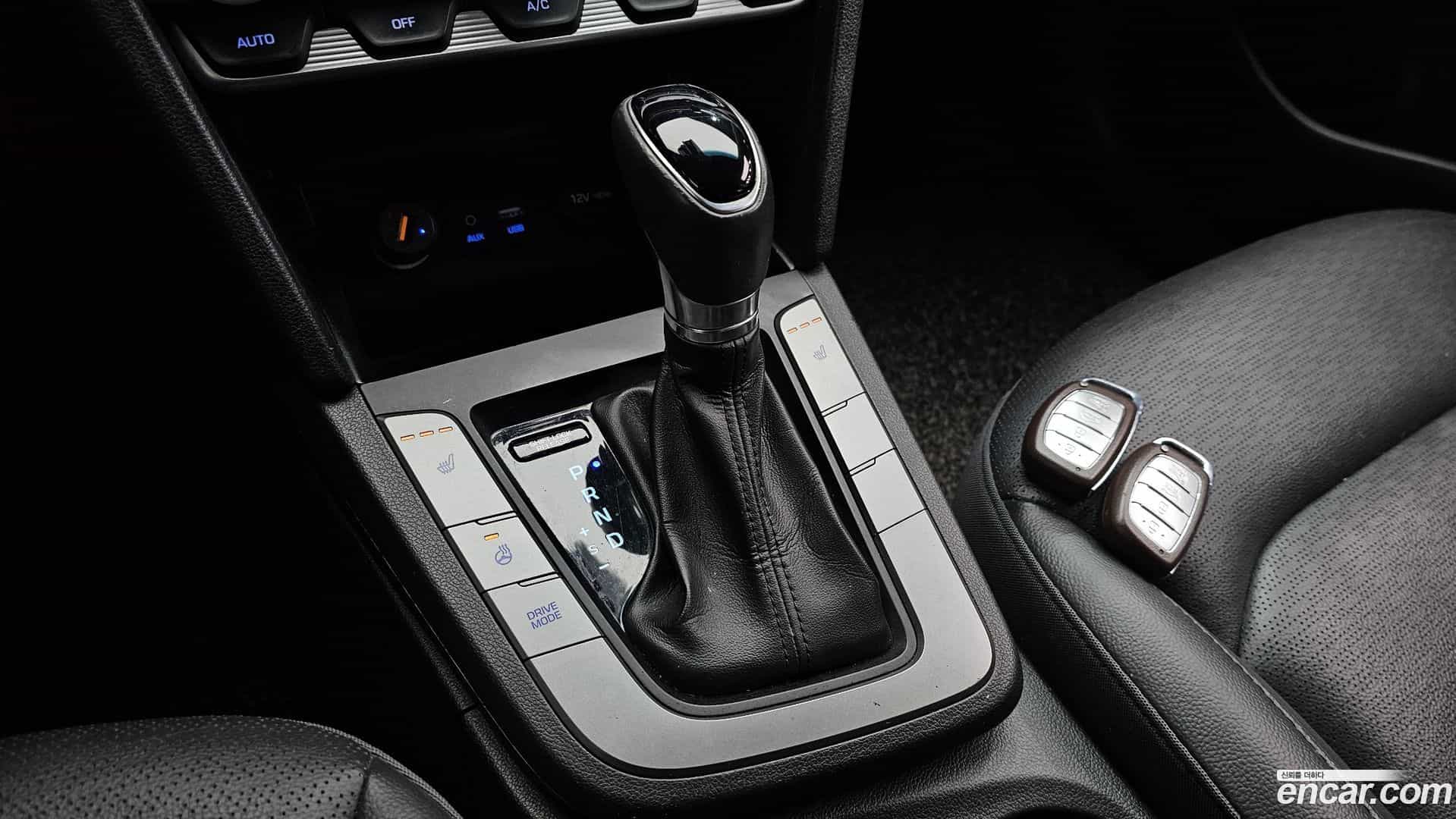 AVANTE Hyundai 2019.10-INNER-009
