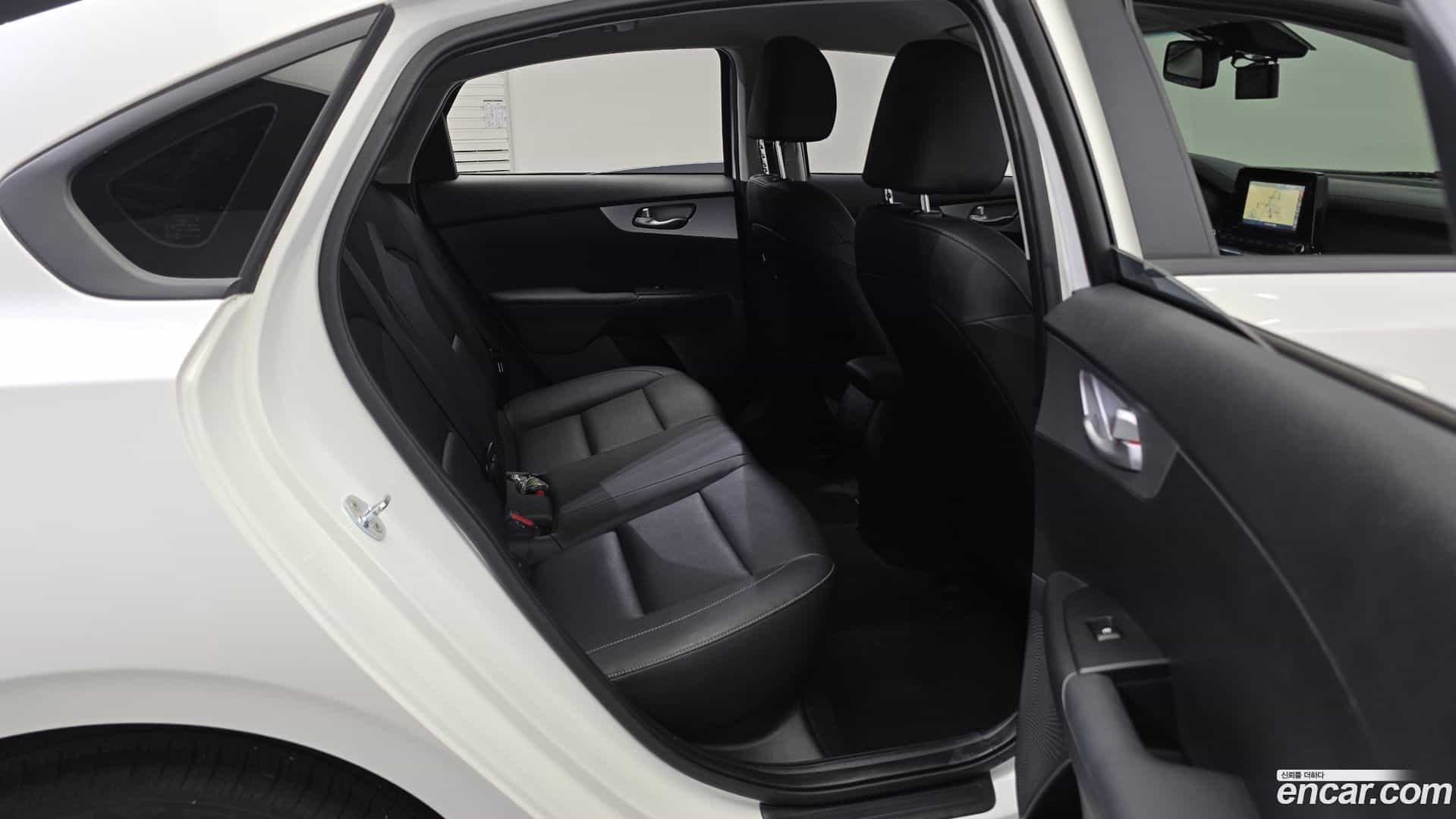 K3 Kia 2022.1-OPTION-015