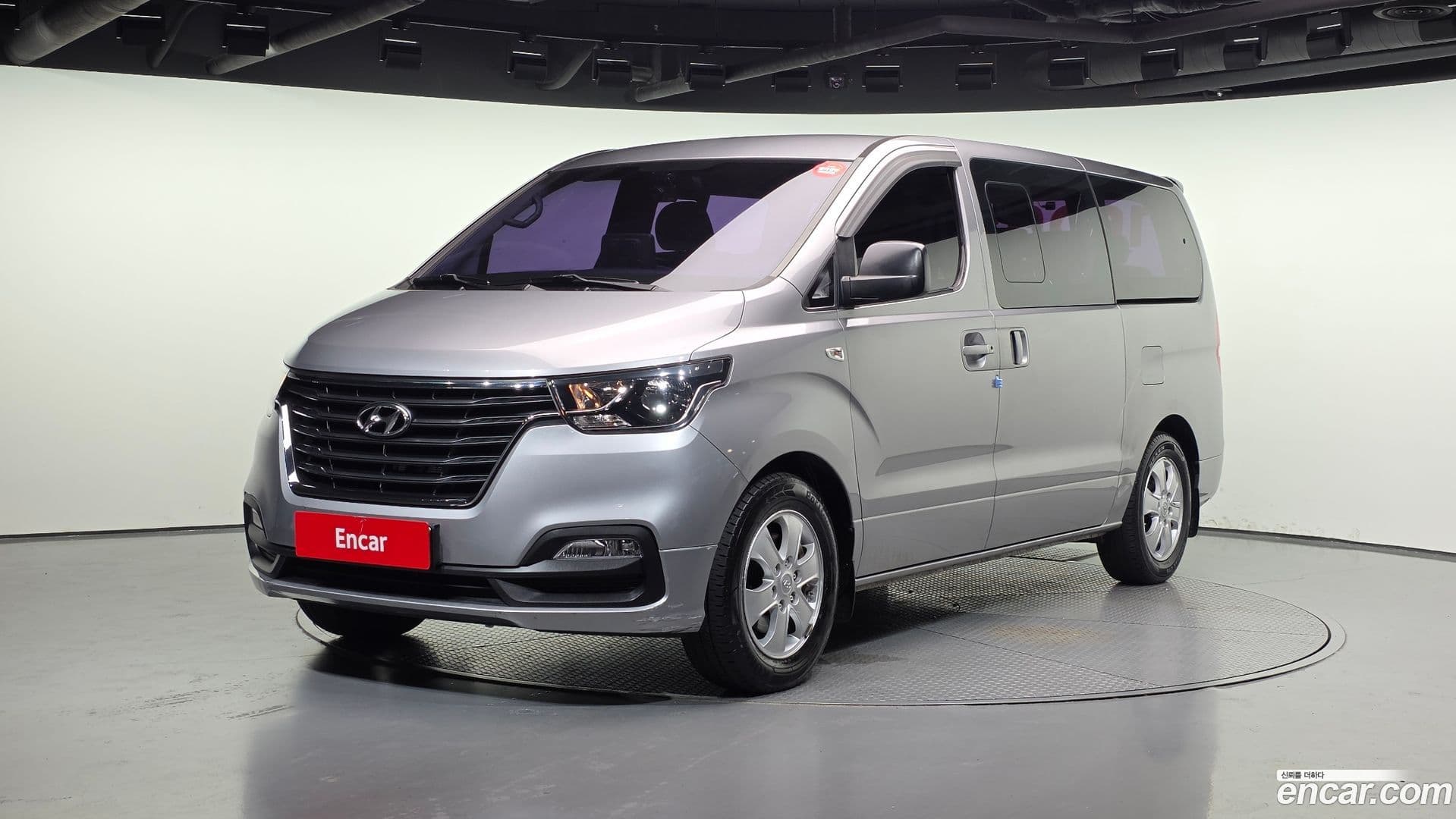 Main__Slider__Photo:Starex Hyundai 2018.7-0