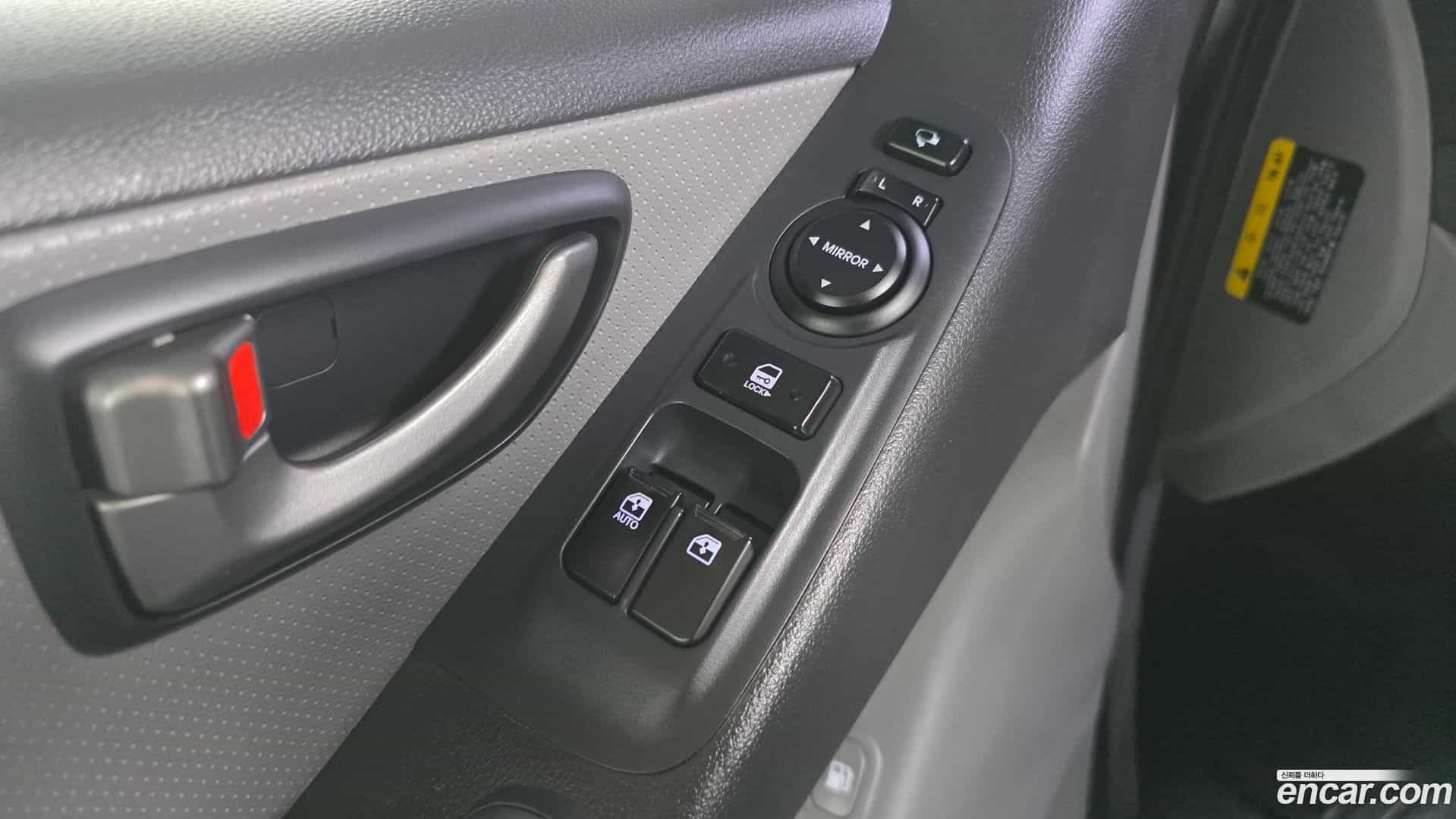 Starex Hyundai 2018.7-OPTION-020