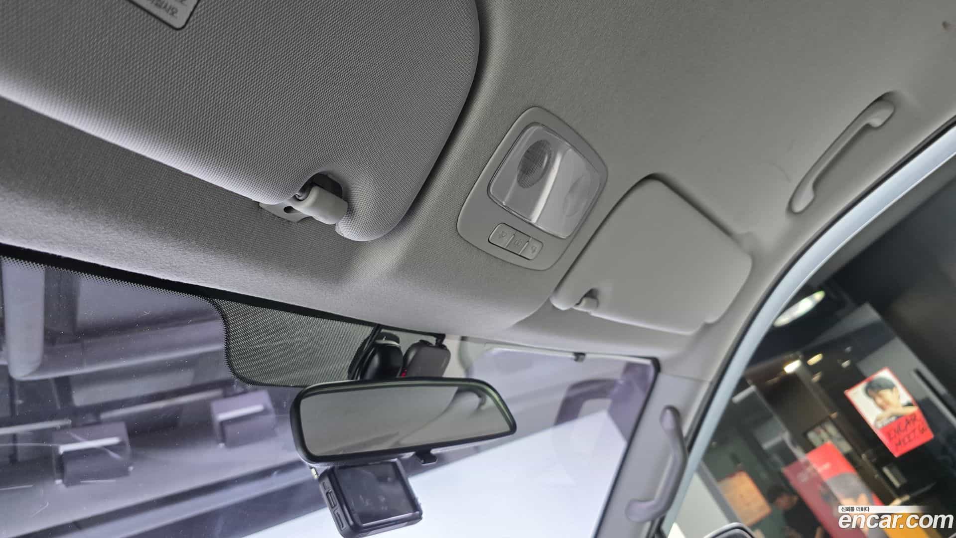 Starex Hyundai 2018.7-OPTION-023
