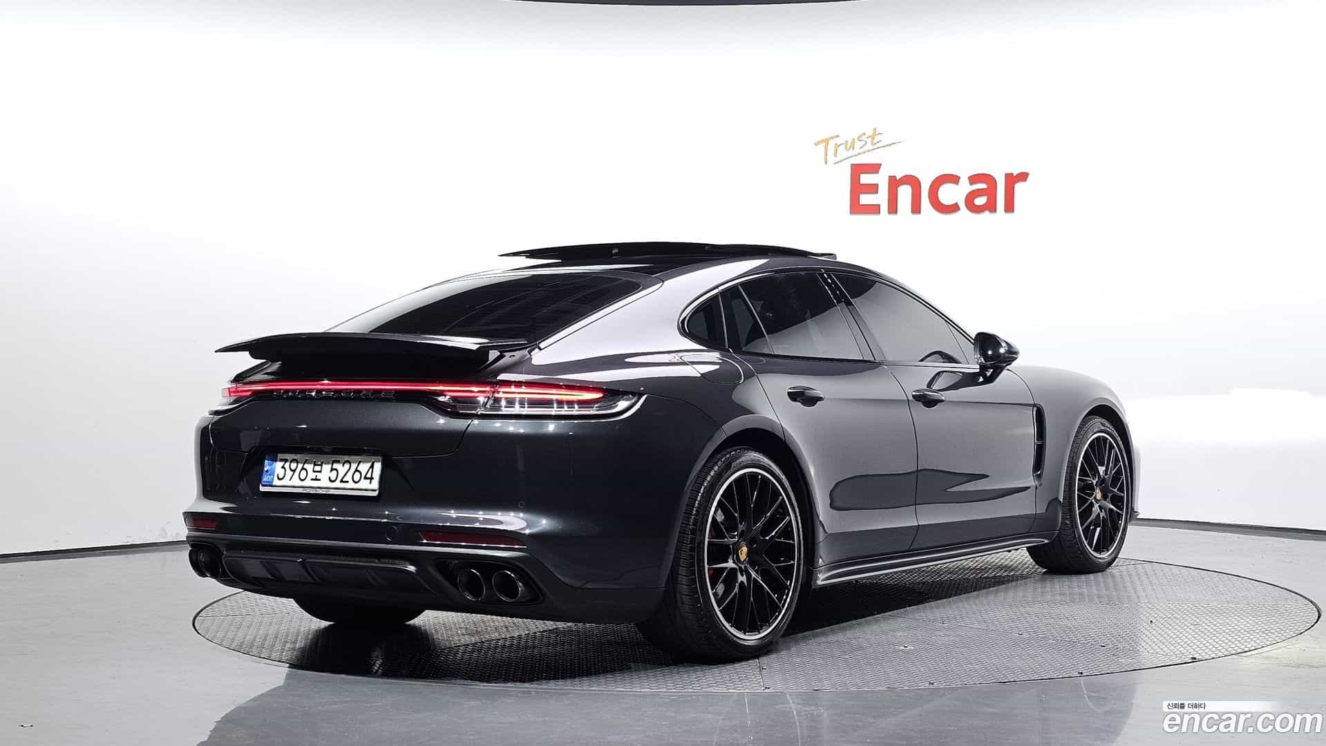 Panamera Porsche 2021.2-OUTER-002