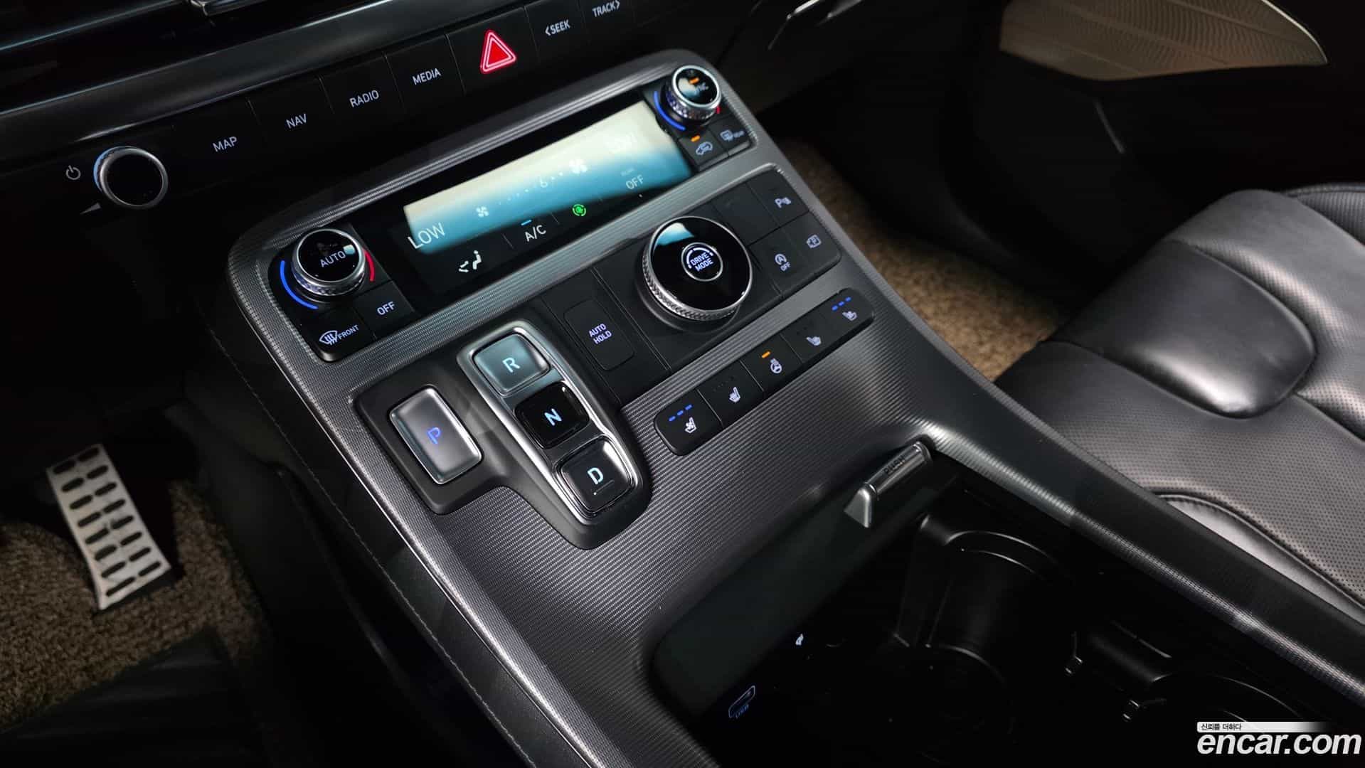 Palisade Hyundai 2023.1-INNER-009