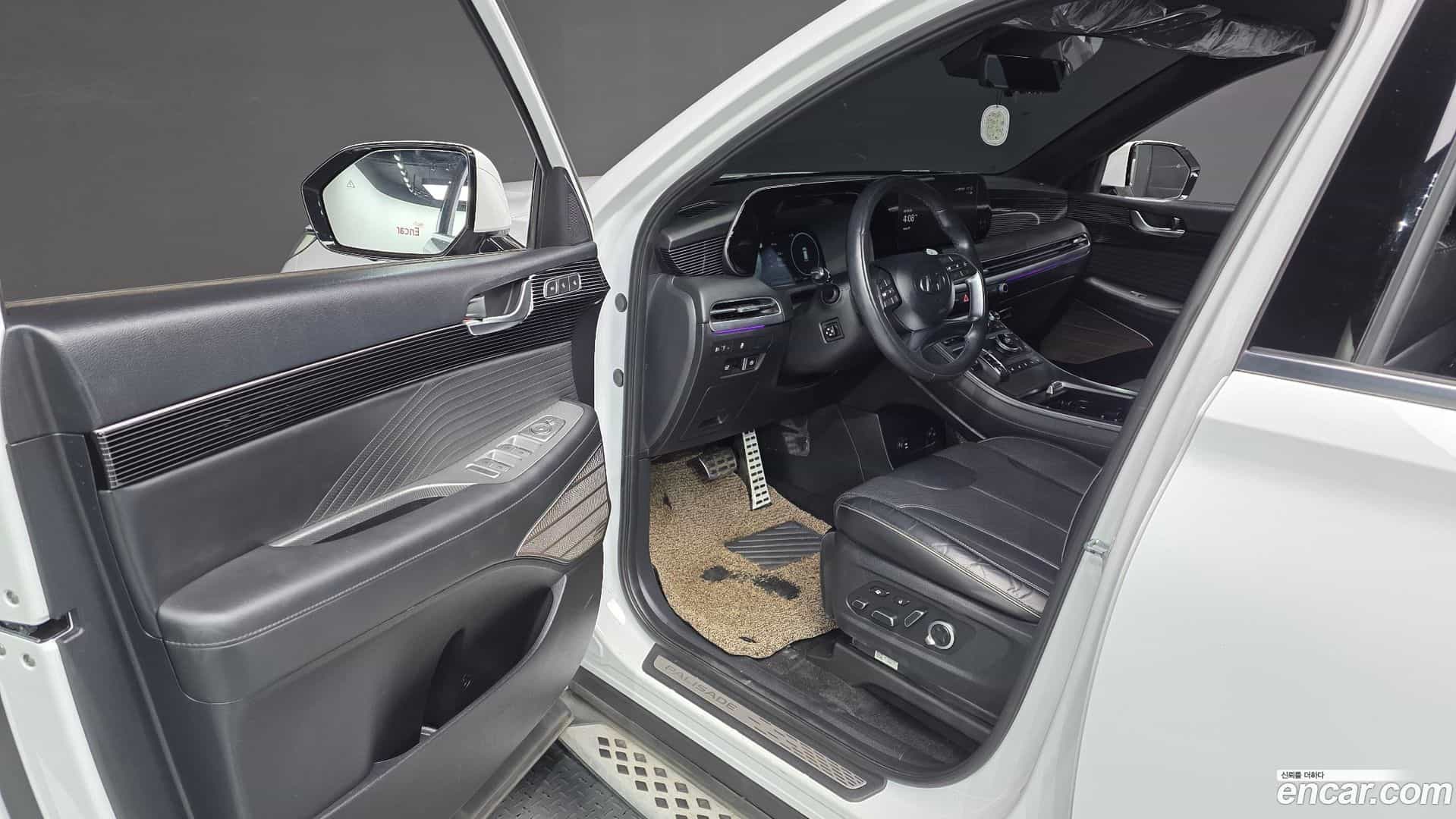Palisade Hyundai 2023.1-INNER-010