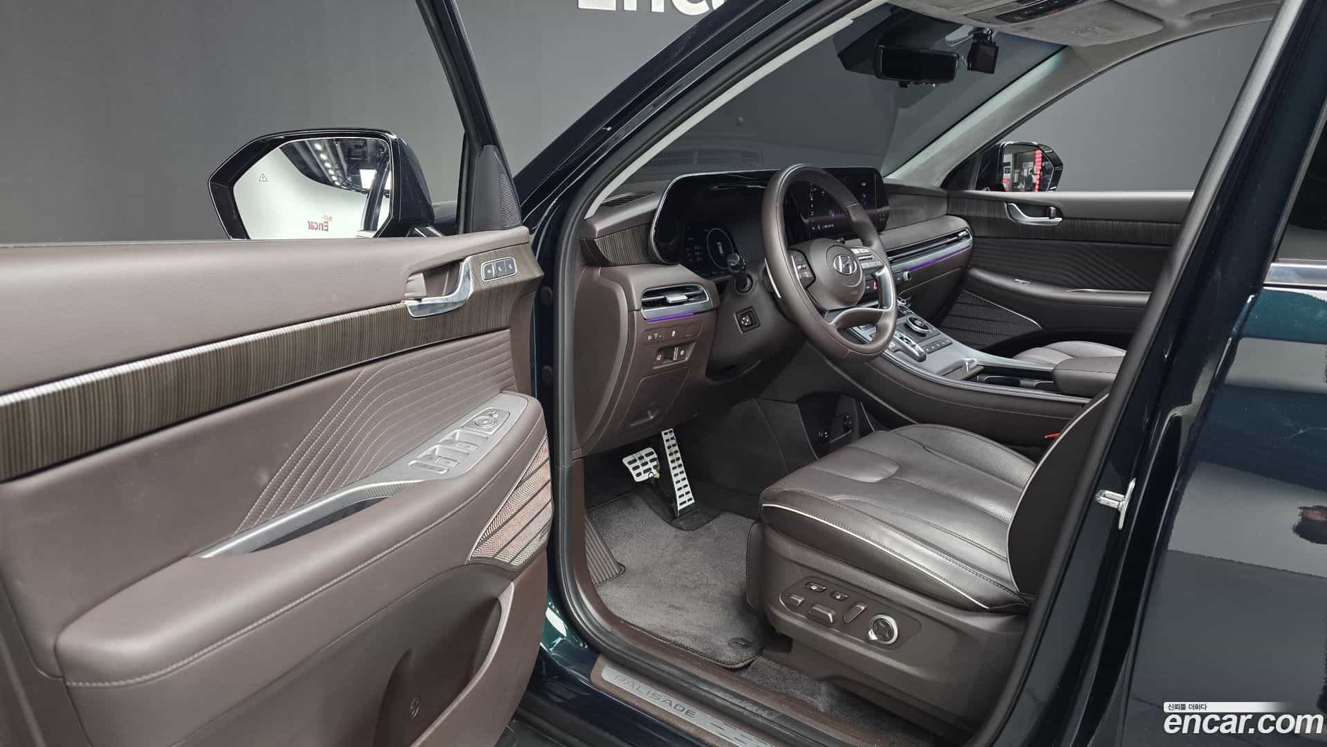Palisade Hyundai 2023.3-INNER-010