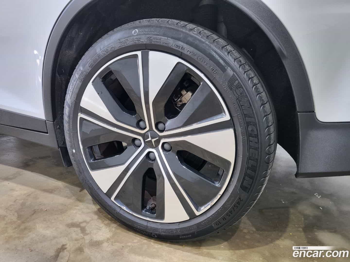Polestar 2 Polestar 2022.8-OPTION-023
