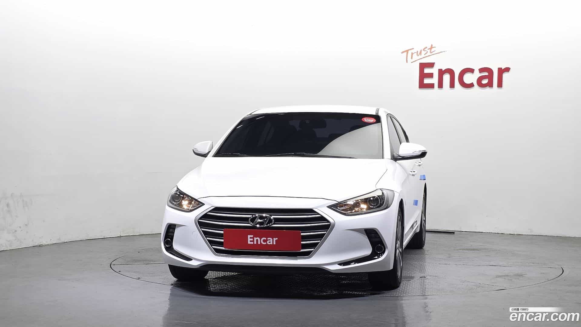 AVANTE Hyundai 2018.7-OUTER-003