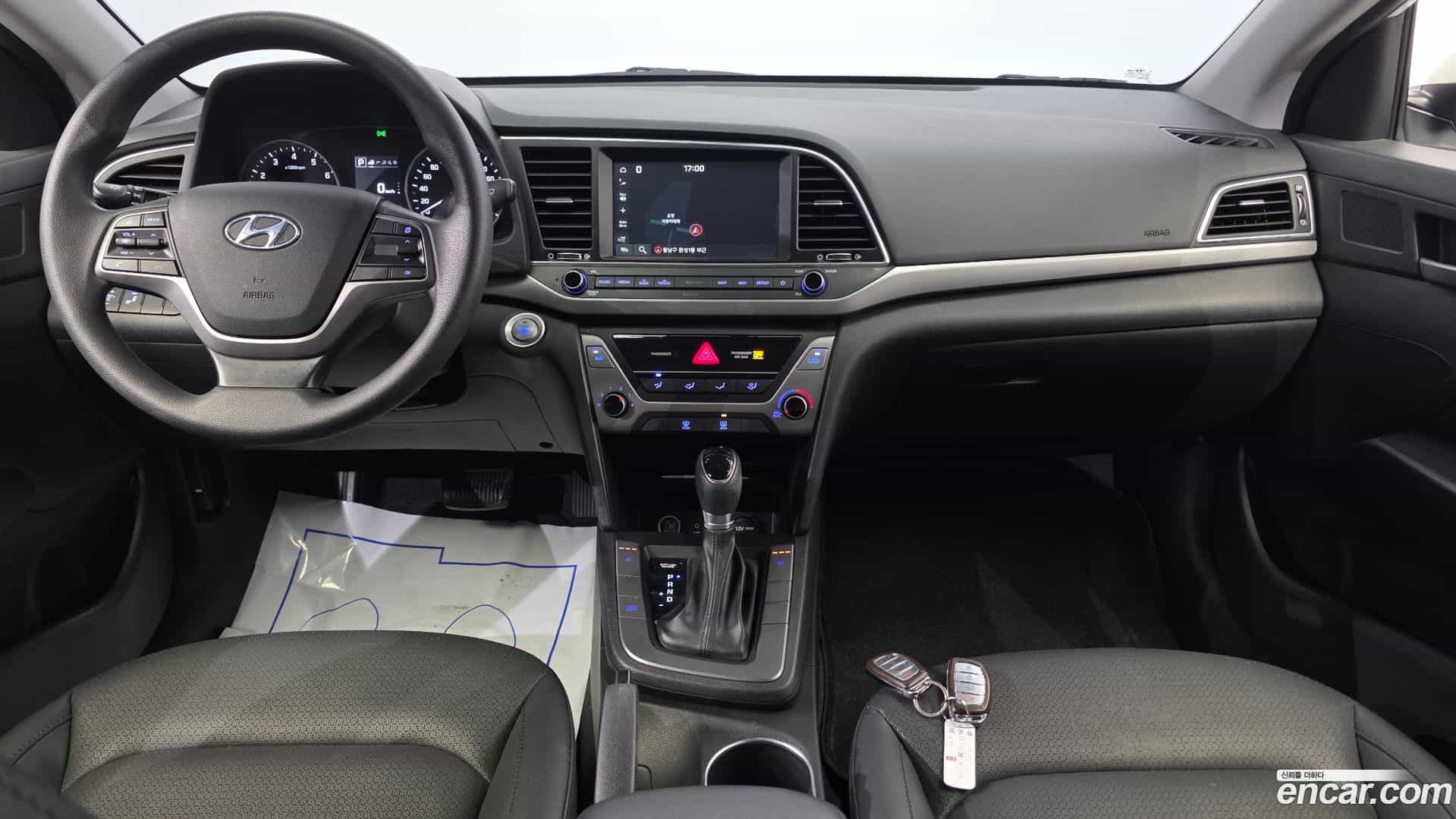 AVANTE Hyundai 2018.7-OPTION-040