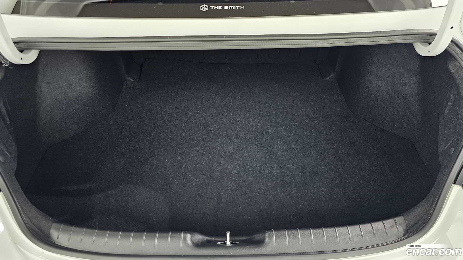 AVANTE Hyundai 2025.8-OPTION-019