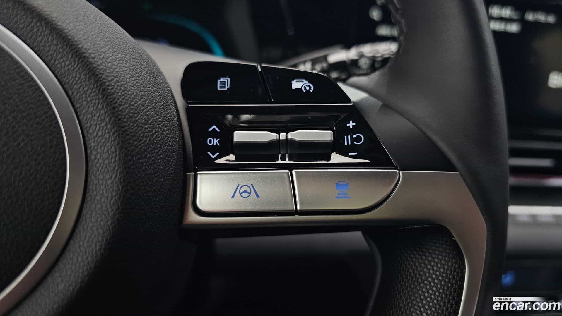 AVANTE Hyundai 2025.8-OPTION-020