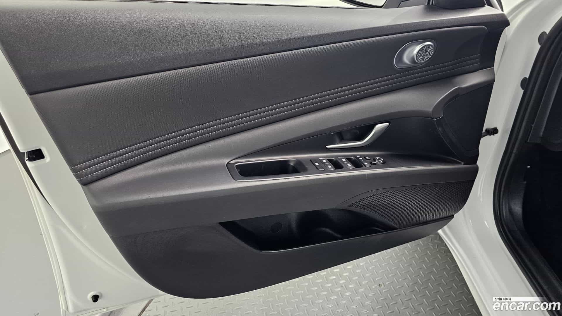 AVANTE Hyundai 2025.8-INNER-034