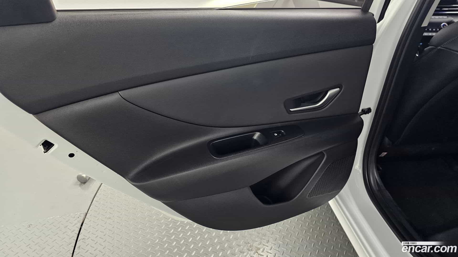 AVANTE Hyundai 2025.8-INNER-035