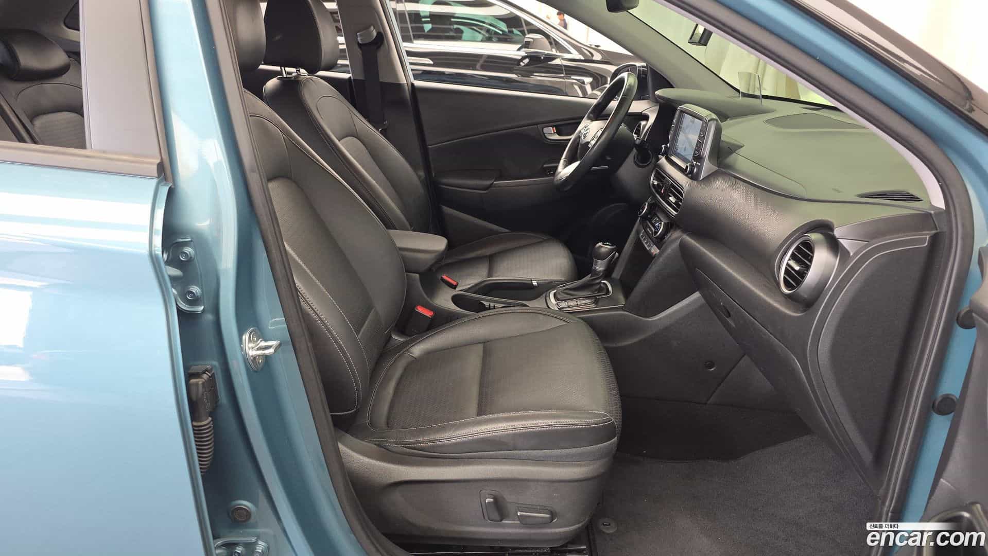 Kona Hyundai 2018.0-OPTION-015